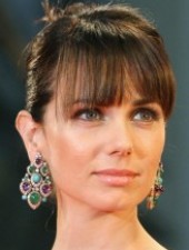 Mia Kirshner